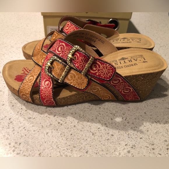 EUC L’Artiste by Spring Step Leather Wedges, Size 37 (6.5-7) - Picture 2 of 8